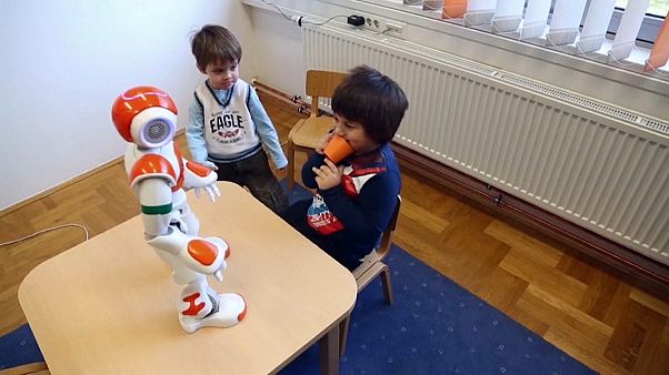 Roboter können autistischen Kindern helfen Roboter können autistischen Kindern helfen