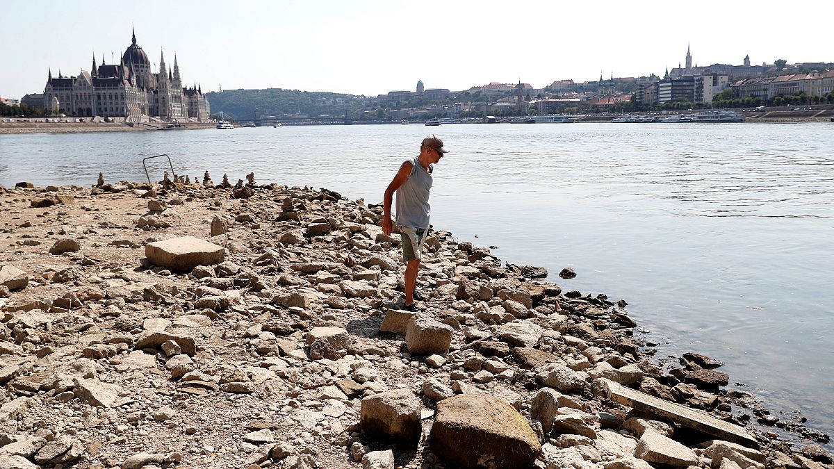 Nível de água do Danúbio está tão baixo que afeta a economia em Budapeste