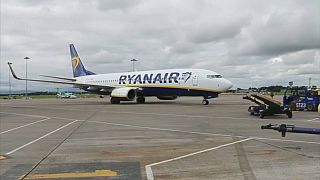 Ryanair anuncia acordo com sindicato para pôr fim a greve na Irlanda