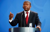 "O pedido de ajuda financeira de Angola ao FMI não é tão grave como o português"