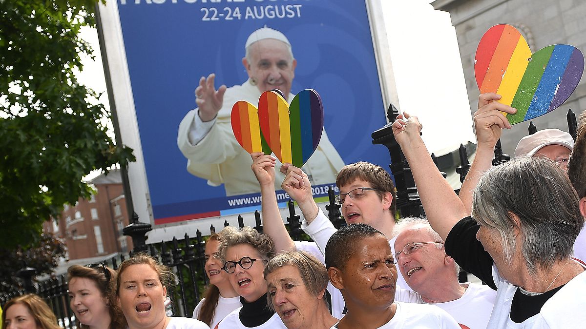 Le pape attendu au tournant par la communauté LGBT irlandaise