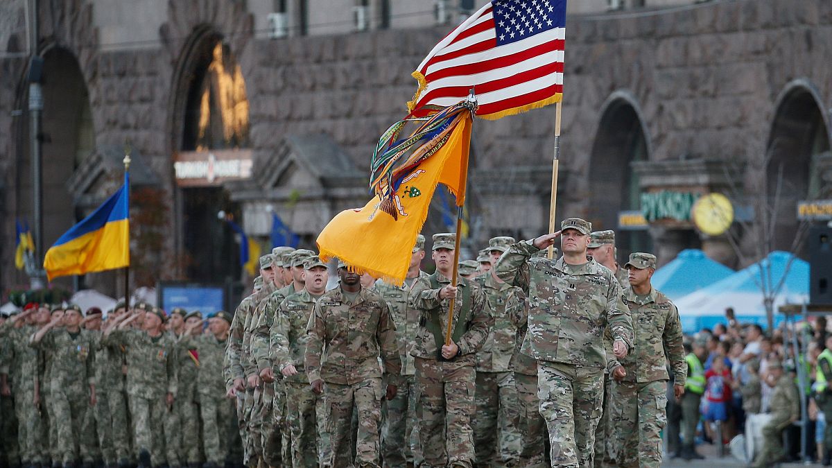 Generalprobe: US-Streitkräfte marschieren mit ukrainischen Soldaten