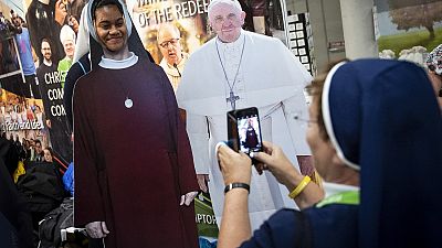 El papa Francisco visita una Irlanda malherida por los abusos a menores por parte de los religiosos
