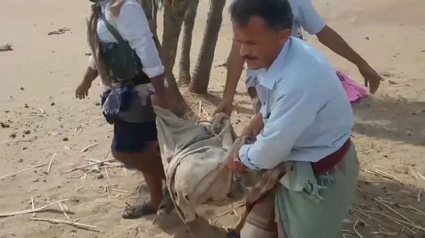 Mueren casi treinta niños en un bombardeo en Yemen Mueren casi treinta niños en un bombardeo en Yemen