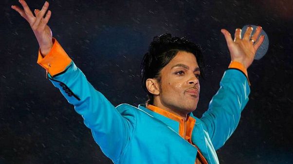 Prince'in ailesi 2016'da ölen ünlü yıldızın doktoruna dava açtı Prince'in ailesi 2016'da ölen ünlü yıldızın doktoruna dava açtı