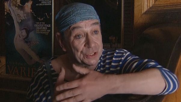 Muere Lindsay Kemp, el mimo que inspiró a David Bowie Muere Lindsay Kemp, el mimo que inspiró a David Bowie