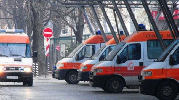 At least 15 people killed as coach crashes in Bulgaria At least 15 people killed as coach crashes in Bulgaria