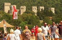 Festival sérvio recria os tempos medievais