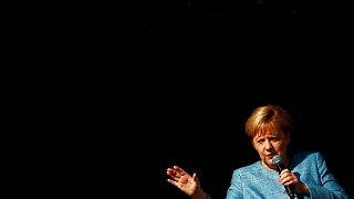 Merkel: "Sürekli yeni hedefler belirlemek anlamlı değil"