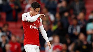 Arsenal çalıştırıcısı, Özil'in "kadro dışı" kaldığı iddialarına cevap verdi