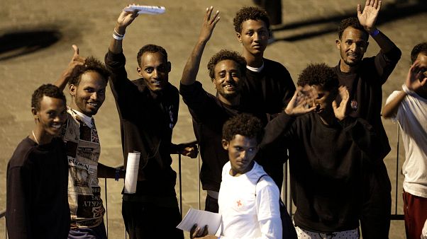 100 migranti della Diciotti ospitati dalla Cei 100 migranti della Diciotti ospitati dalla Cei