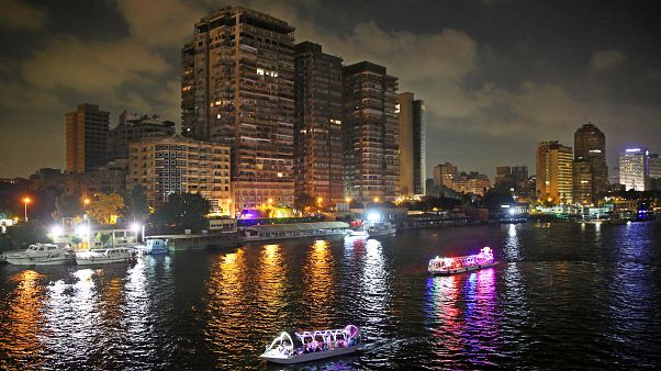 بنك مصر الحكومي يسعى لاقتراض 750 مليون دولار من الخارج بنك مصر الحكومي يسعى لاقتراض 750 مليون دولار من الخارج