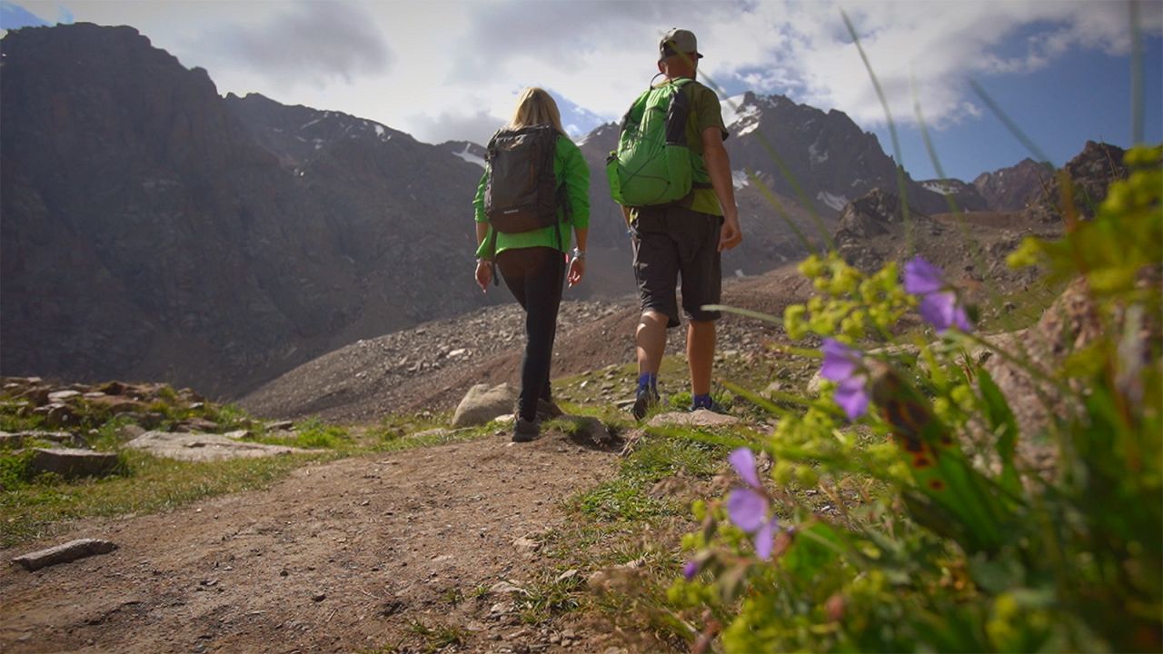 Kazakistan'ın Şimbulak bölgesinde el değmemiş dağlar Kazakistan'ın Şimbulak bölgesinde el değmemiş dağlar