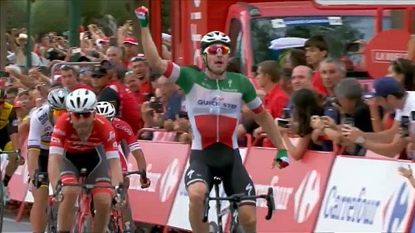 Viviani gana, Kwiatkowski sigue de rojo Viviani gana, Kwiatkowski sigue de rojo