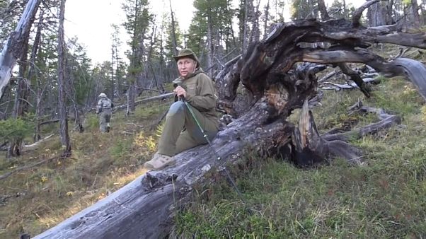 Putins Urlaub in der Natur: "Wow! Das ist ein Märchenwald" Putins Urlaub in der Natur: "Wow! Das ist ein Märchenwald"