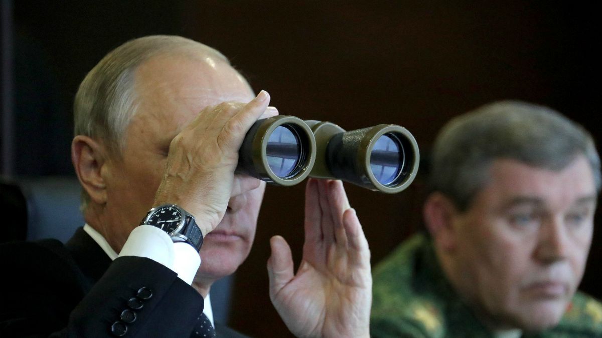 روسیه بزرگ‌ترین مانور نظامی ۴۰ سال اخیرش را برگزار می‌کند