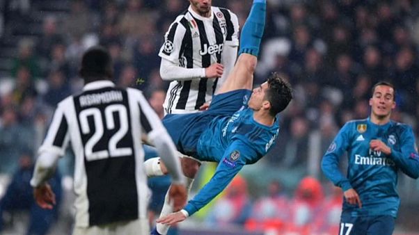 UEFA: la rovesciata di Ronaldo alla Juve eletta "gol dell’anno" UEFA: la rovesciata di Ronaldo alla Juve eletta "gol dell’anno"