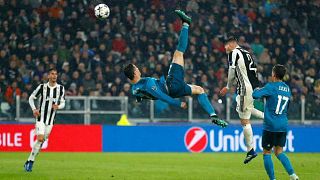 Ronaldo'nun Juventus'a attığı röveşata golü yılın en iyisi seçildi