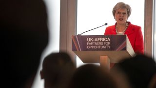 Brexit : opération séduction en Afrique pour Theresa May