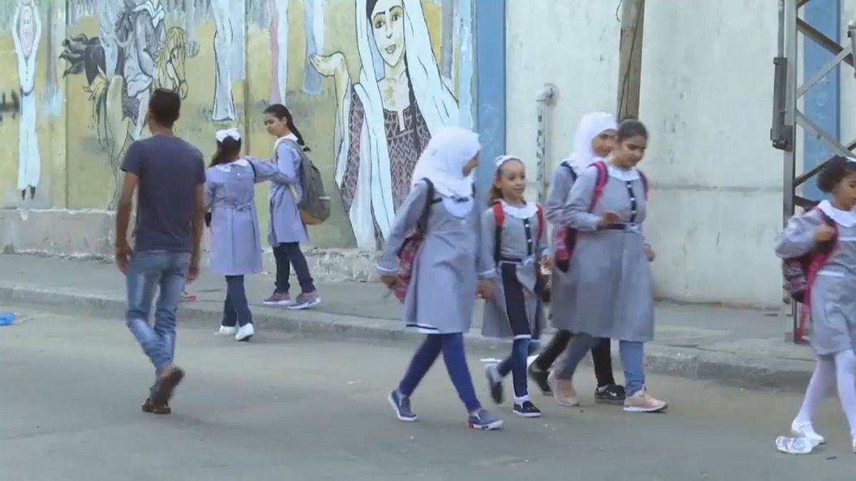 الحياة تعود لمدارس "الأونوروا" في غزة وسط تخوف من عجز مالي هائل قد يؤدي لإغلاقها