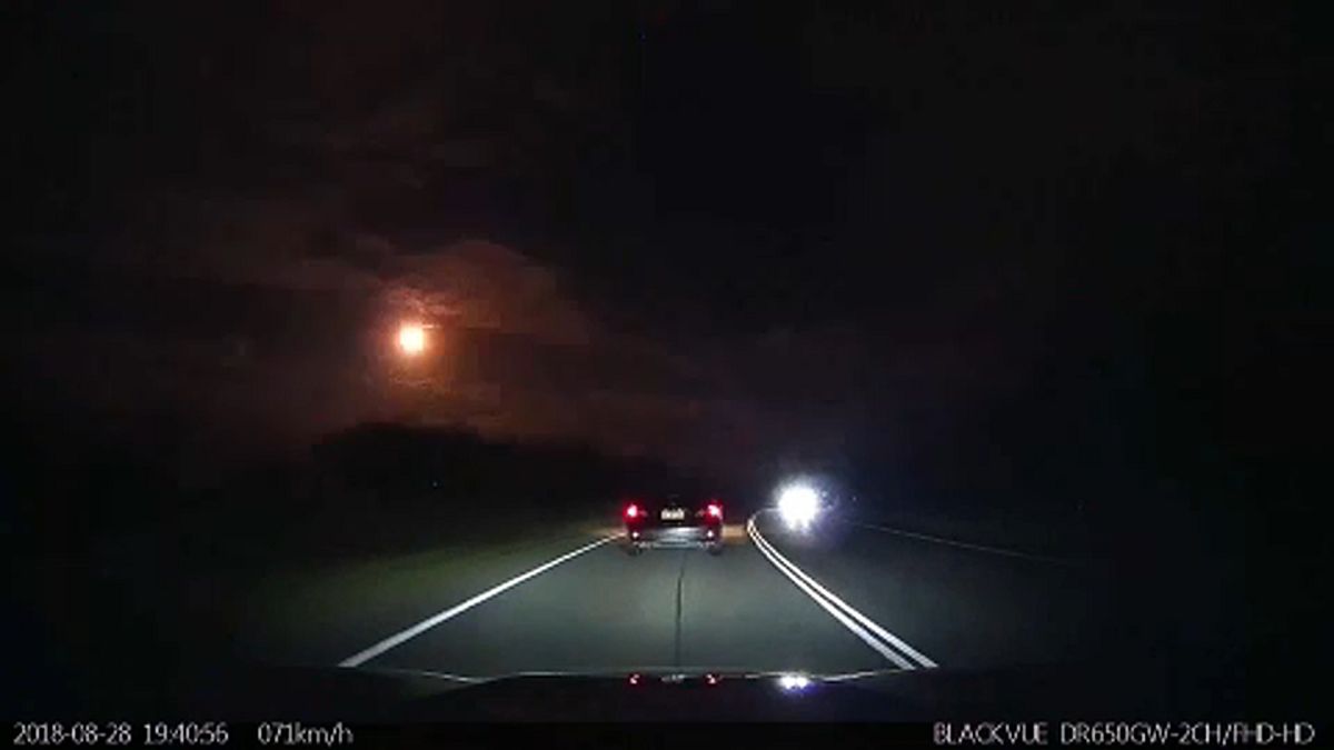 [Vídeo] Un meteoro atraviesa el cielo de Perth en Australia 