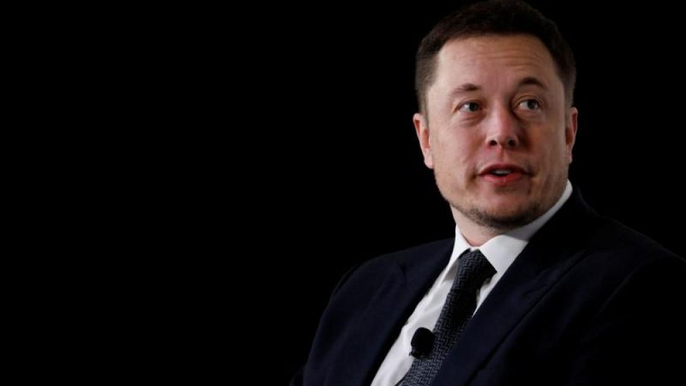 Elon Musk reignites 'pedo' claims against UK cave diver