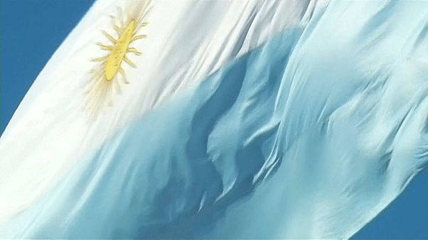 Währungsabsturz: Argentinien funkt «SOS» an den IWF Währungsabsturz: Argentinien funkt «SOS» an den IWF