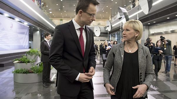 Szijjártó bekérette a svéd nagykövetet a Külügyminisztériumba Szijjártó bekérette a svéd nagykövetet a Külügyminisztériumba