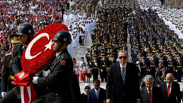 اردوغان: ترکیه به سامانه پدافند هوایی اس-۴۰۰ روسیه احتیاج دارد اردوغان: ترکیه به سامانه پدافند هوایی اس-۴۰۰ روسیه احتیاج دارد