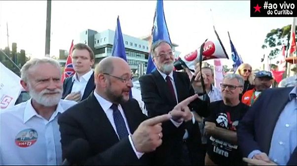 Martin Schulz visita Lula da Silva na prisão Martin Schulz visita Lula da Silva na prisão