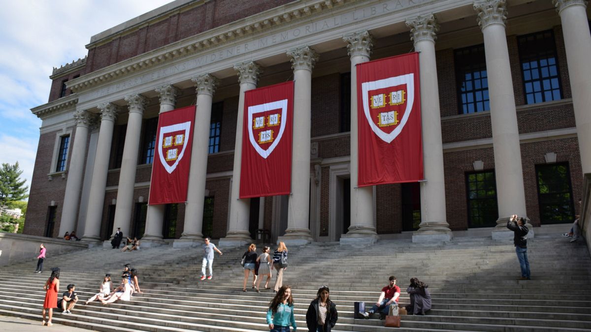 دانشگاه هاروارد به اعمال تبعیض علیه داوطلبان آسیایی تبار متهم شد