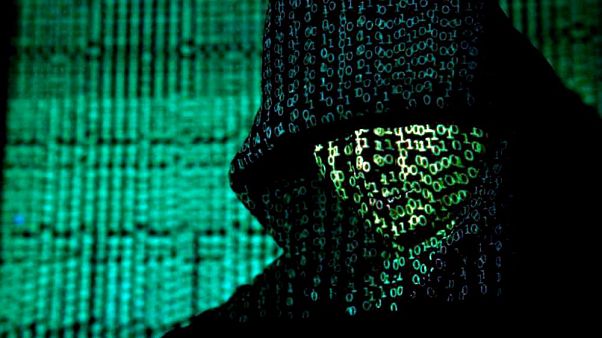 Mısır'dan internete sıkı takip: Yasaklı sitelere girenlere hapis cezası Mısır'dan internete sıkı takip: Yasaklı sitelere girenlere hapis cezası