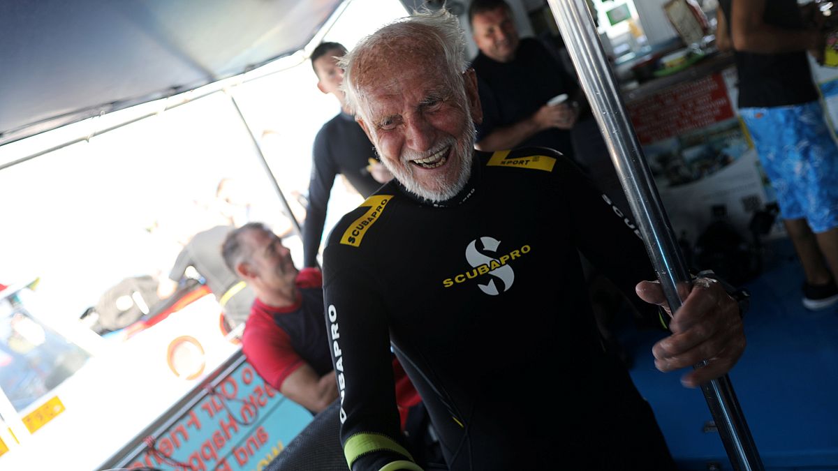 Ray Woolley, 95 ans sous les mers