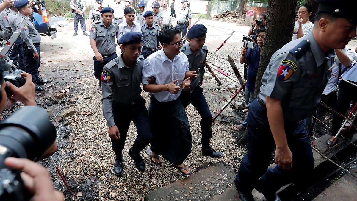 دو خبرنگار رویترز در میانمار به هفت سال زندان محکوم شدند