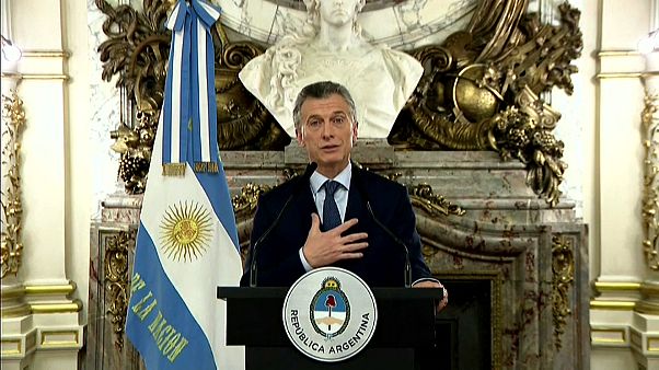 Macri confirma que la austeridad vuelve con mayúsculas a Argentina Macri confirma que la austeridad vuelve con mayúsculas a Argentina