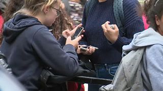 Tilos a mobil a francia iskolákban