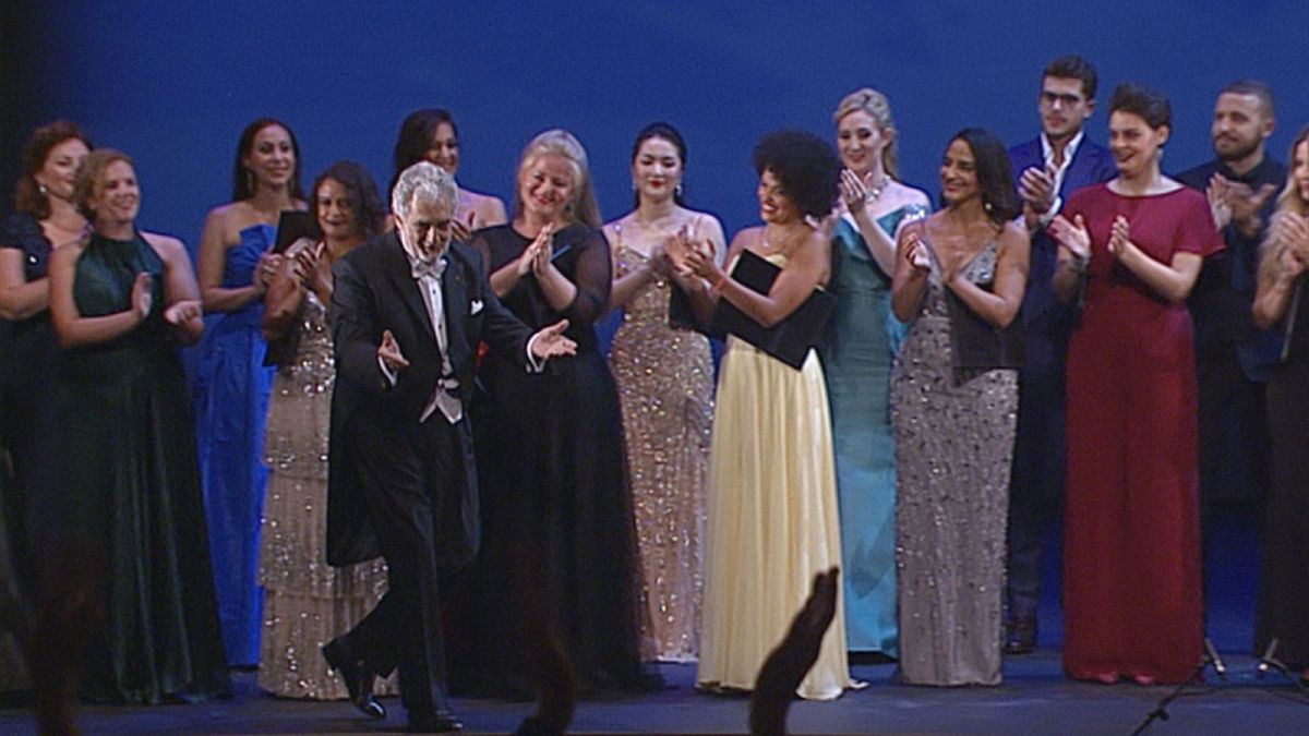 Placido Domingo az Operálián megkoronázza az ifjú tehetségeket