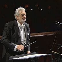 Domingo honours Zarzuela tradition