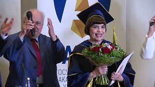 Mireille Mathieu "Docteur Honoris Causa" en Russie