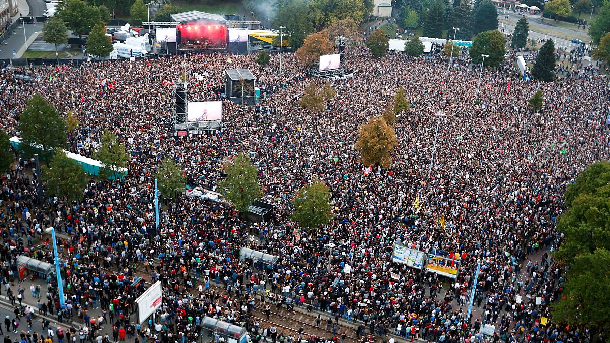 Almanya’da 50 bin kişi ırkçılığa 'hayır' konserine katıldı 