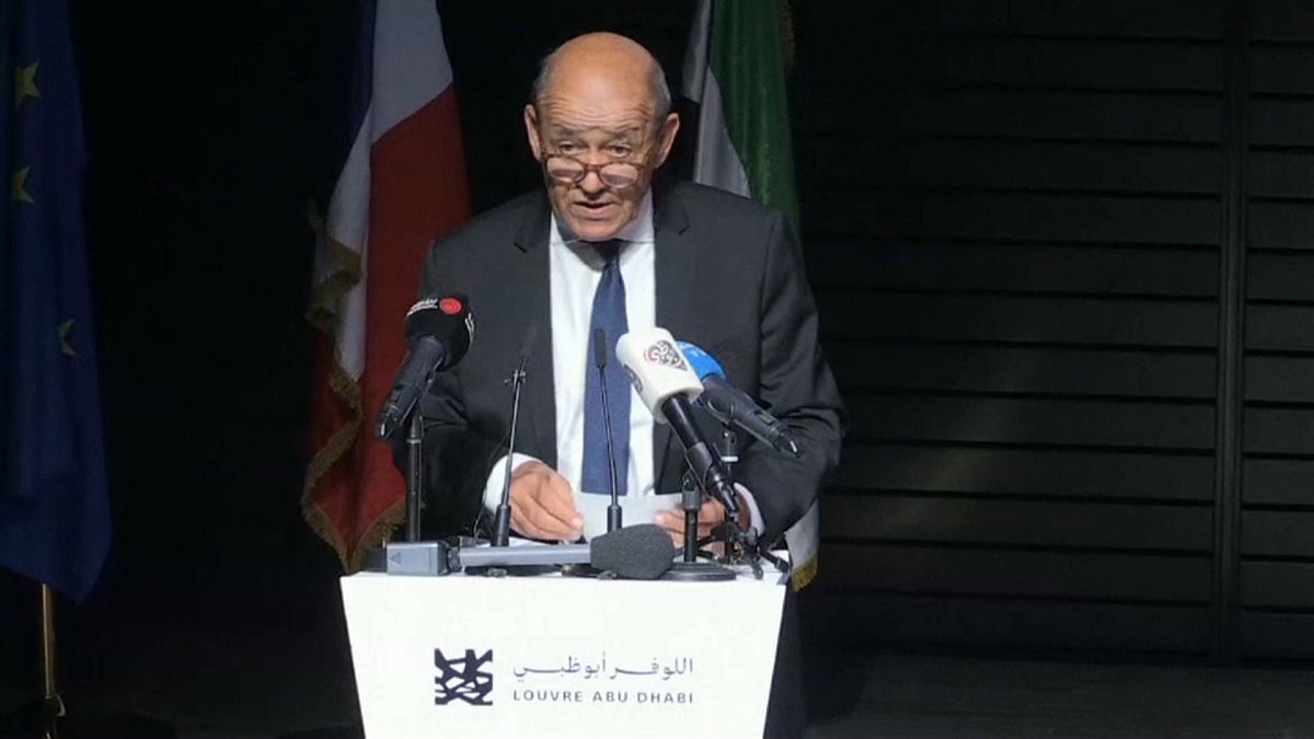 وزير الخارجية الفرنسي في متحف اللوفر أبو ظبي