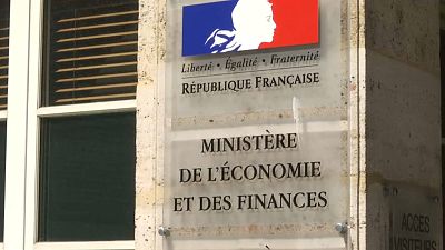 Lohnsteuer: Franzosen würden sie lieber auch jeden Monat loswerden