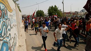ثظاهرات در شهر بصره عراق و کشته شدن معترضان