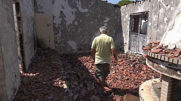 Grecia: tra le rovine di Mati, la città che non esiste più Grecia: tra le rovine di Mati, la città che non esiste più