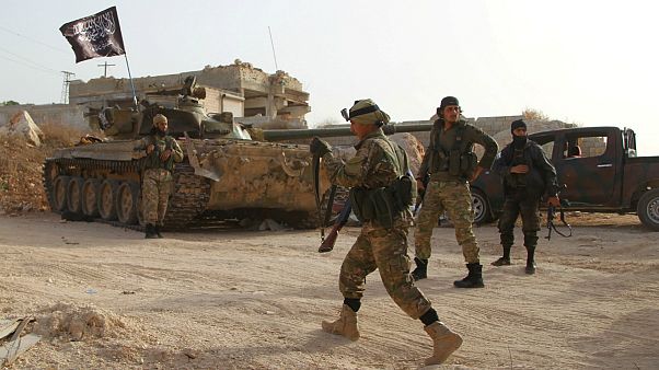 شورشیان سوری در استان ادلب شورشیان سوری در استان ادلب