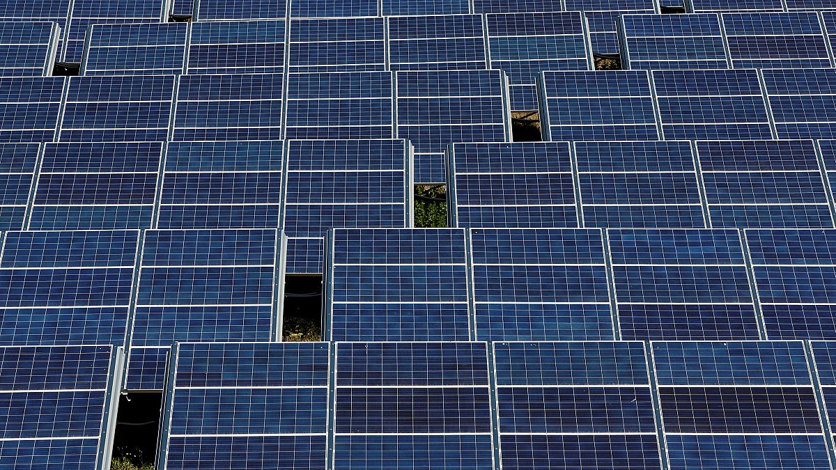 1600 darabos napelemparkot hoztak létre Baranya megyében