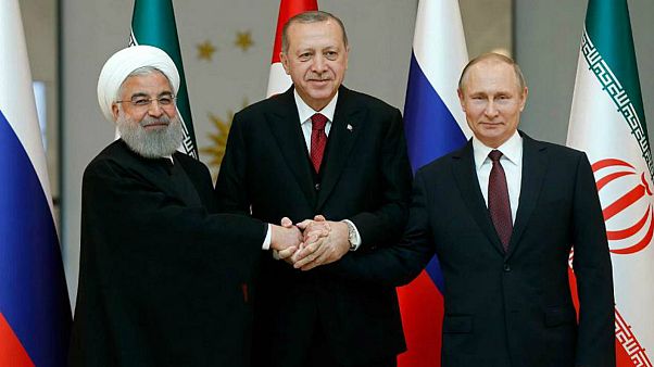 الهه کولایی: فشارهای آمریکا همگرایی ترکیه، روسیه و ایران را بیشتر کرد الهه کولایی: فشارهای آمریکا همگرایی ترکیه، روسیه و ایران را بیشتر کرد