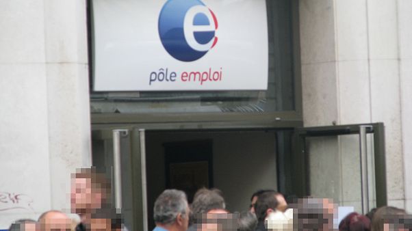 Sosyal yardımla geçinenler lüks araca binemez mi? Avrupalı Türkler cevaplıyor Sosyal yardımla geçinenler lüks araca binemez mi? Avrupalı Türkler cevaplıyor