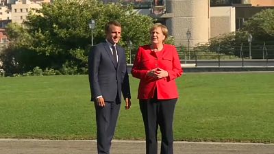 Macron y Merkel quieren más unidad frente al populismo
