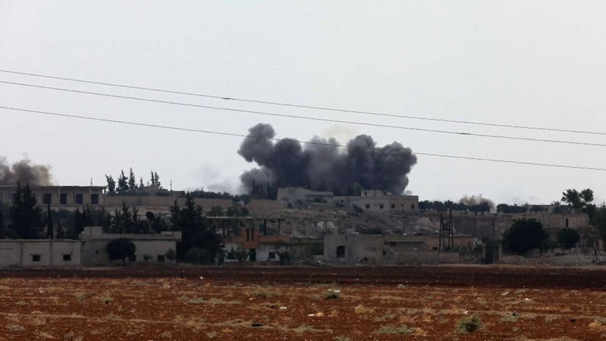 Siria: Idlib sotto le bombe, Assad mira alla riconquista "a fasi"